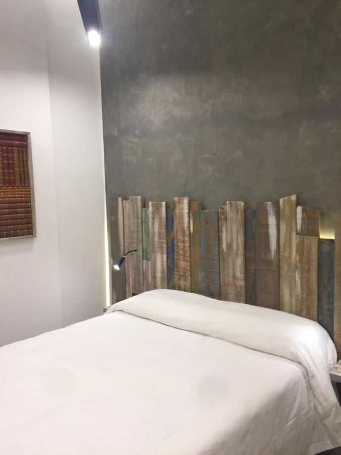 Bed and Breakfast Domus Vesuvio Сан-Джорджо-а-Кремано Экстерьер фото